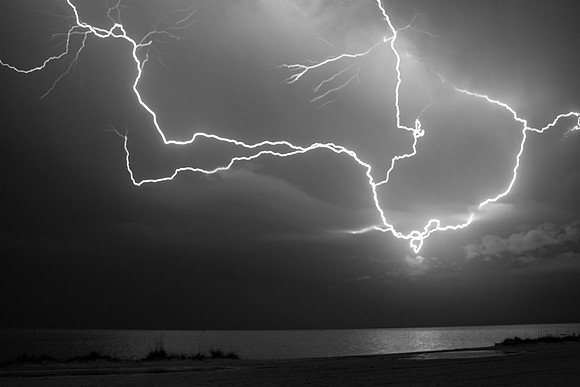 IMG_5566_LR_bw